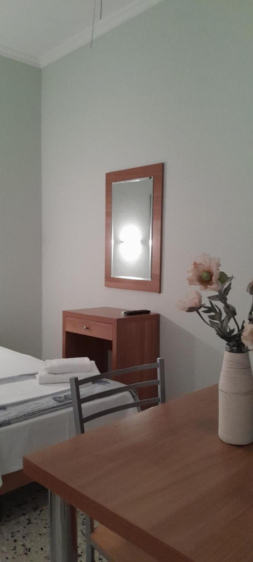 Ωρεοι Hotel Лутра Едипсу Екстериор снимка