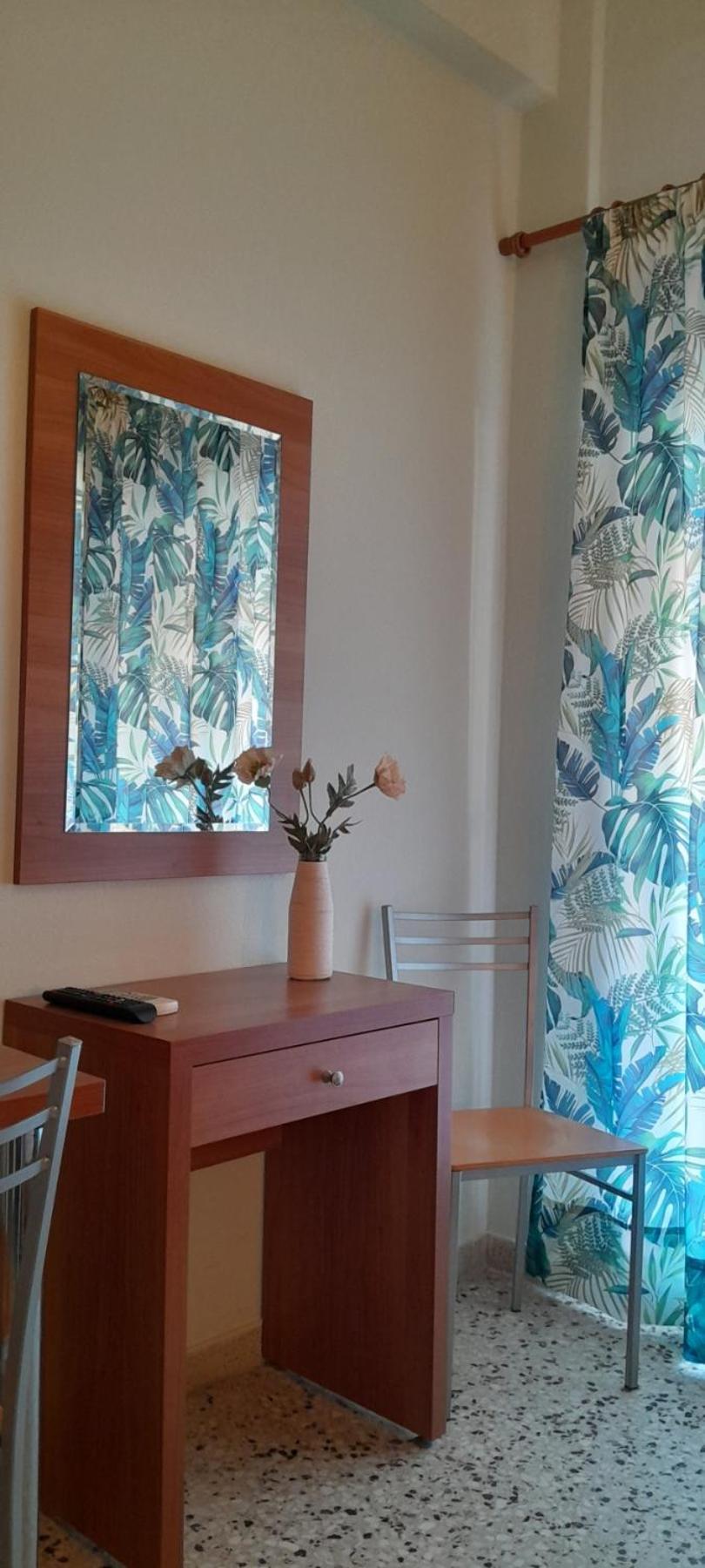 Ωρεοι Hotel Лутра Едипсу Екстериор снимка