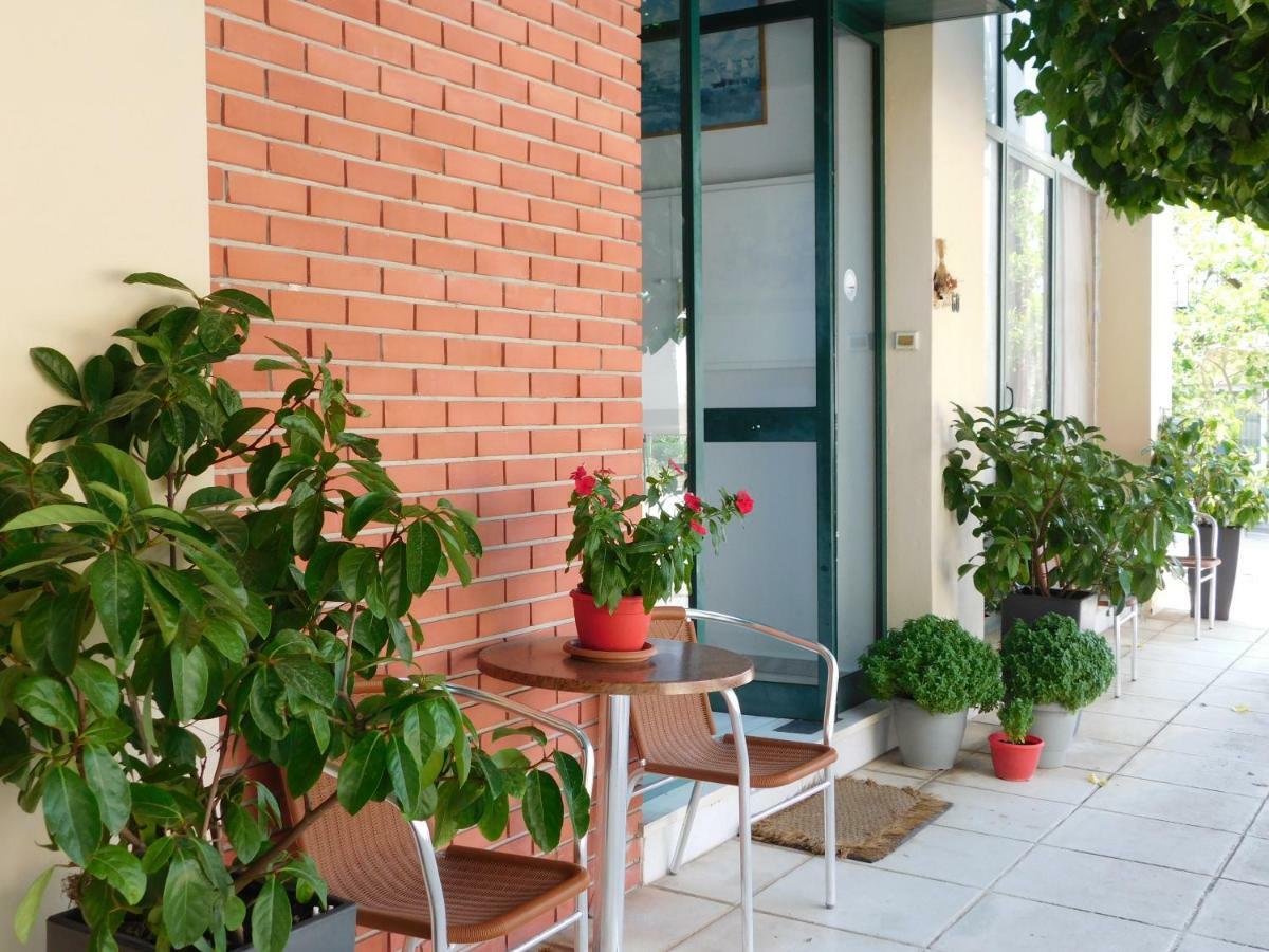 Ωρεοι Hotel Лутра Едипсу Екстериор снимка